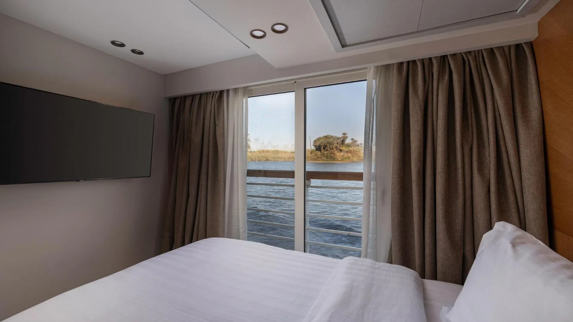 ***** Hotel Tia Boutique Nile Cruise - Every Monday From Luxor For 04 & 07 Nights - Every Friday From Aswan For 03 & 07 Nights Egipto